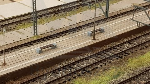 Ławeczka parkowa w skali H0 1:87 5 różnych rodzajów do wyboru MKB087LPB Ławeczka parkowa w skali H0 1:87 5 różnych rodzajów do wyboru MKB087LPB