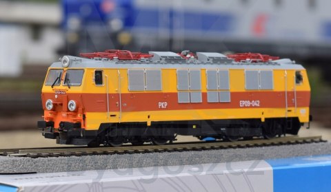 PIKO 97529 Lokomotywa EP09-042 PKP ep. V DCC+SOUND PIKO 97529 Lokomotywa EP09-042 PKP ep. V DCC+SOUND