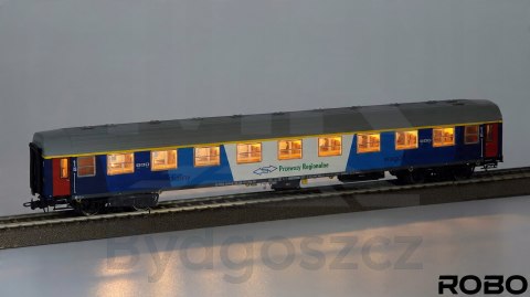 Wagon osobowy 112Az, PKP Przewozy Regionalne, Olsztyn H0 Robo 212831 z ośw. Wagon osobowy 112Az, PKP Przewozy Regionalne, Olsztyn H0 Robo 212831 z ośw.