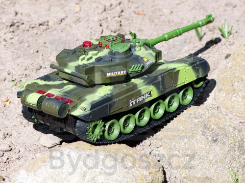 Czołg zdalnie sterowany na pilota RC War Tank 9993 2.4 GHz kamuflaż leśny Czołg zdalnie sterowany na pilota RC War Tank 9993 2.4 GHz kamuflaż leśny