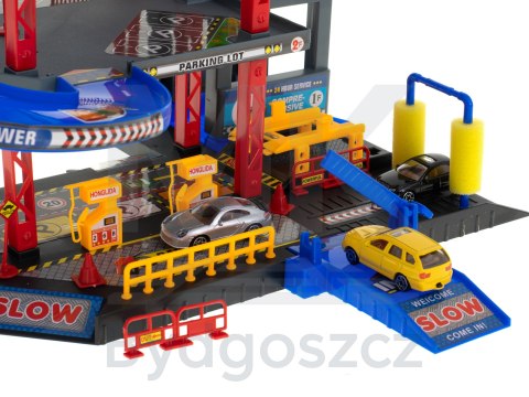 Parking samochodowy garaż wielopoziomowy piętrowy stacja benzynowa myjnia Parking samochodowy garaż wielopoziomowy piętrowy stacja benzynowa myjnia