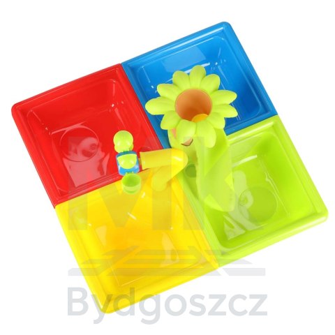 Stolik wodny cztery części piaskownica łopatki konewka stołek Stolik wodny cztery części piaskownica łopatki konewka stołek