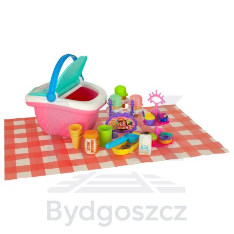 Kosz piknikowy koszyk lodziarnia desery jedzenie prowiant przekąski na piknik Kosz piknikowy koszyk lodziarnia desery jedzenie prowiant przekąski na piknik