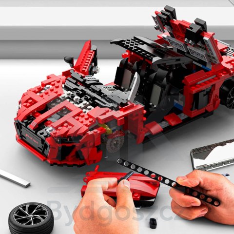 Samochód Rastar 93800 AUDI R8 Spyder 1:14 klocki 1440 el. Samochód Rastar 93800 AUDI R8 Spyder 1:14 klocki 1440 el.